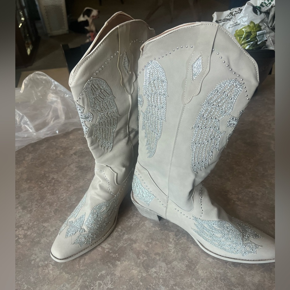 Women's Western Boots with Silver Embellishments- New